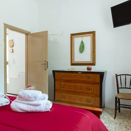 Trulli Violetta, Villa *